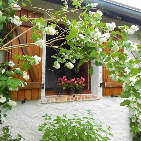 Aux Marguerites Villa Sainte-Genevieve-les-Gasny Bagian luar foto