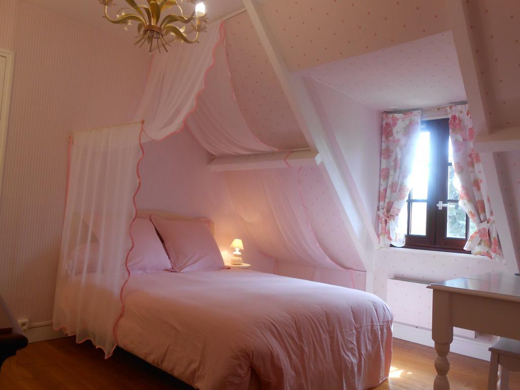 Aux Marguerites Villa Sainte-Genevieve-les-Gasny Ruang foto